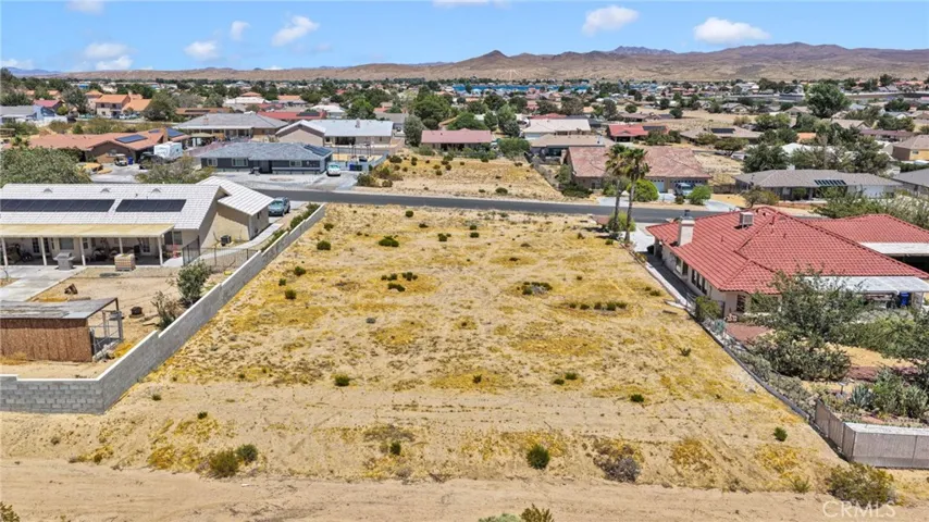 26708 Hitching Post Lane, Helendale, California 92342