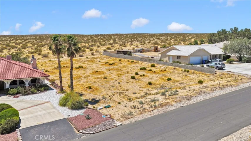 26708 Hitching Post Lane, Helendale, California 92342
