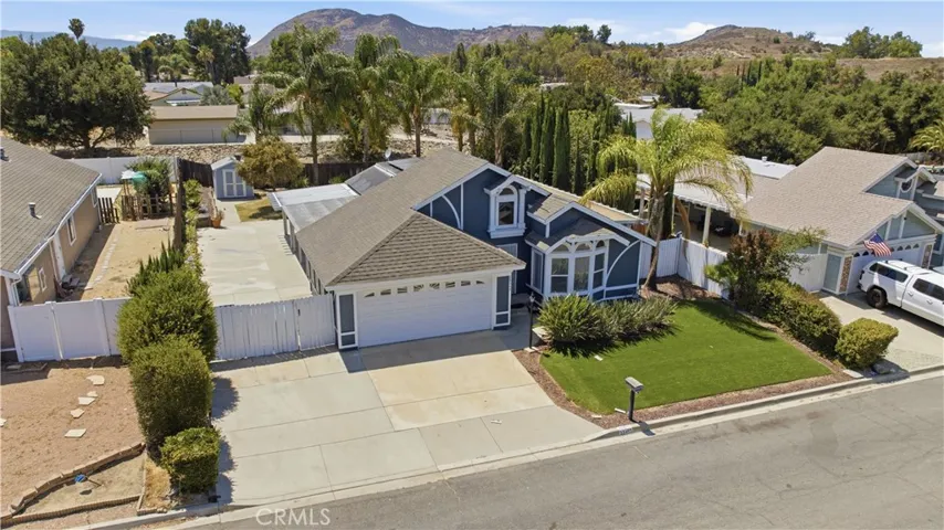 33455 Hidden Hollow Drive, Wildomar, California 92595