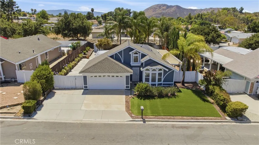 33455 Hidden Hollow Drive, Wildomar, California 92595