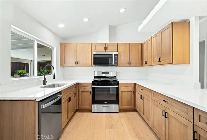 33455 Hidden Hollow Drive, Wildomar, California 92595