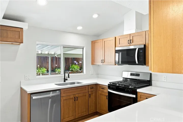 33455 Hidden Hollow Drive, Wildomar, California 92595
