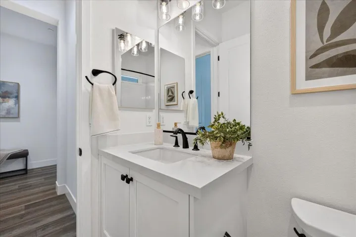 2006 Red Oak Drive, Hollister, California 95023