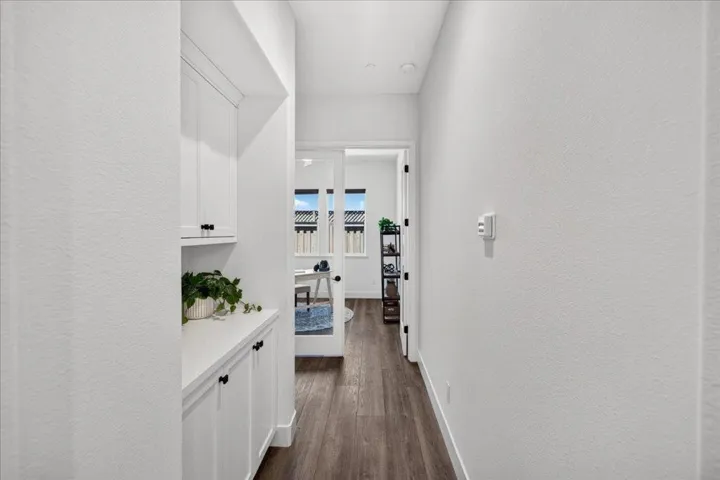 2006 Red Oak Drive, Hollister, California 95023