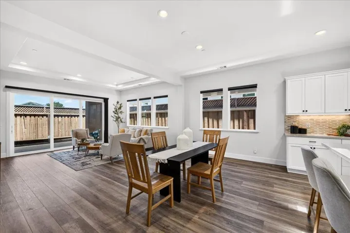 2006 Red Oak Drive, Hollister, California 95023