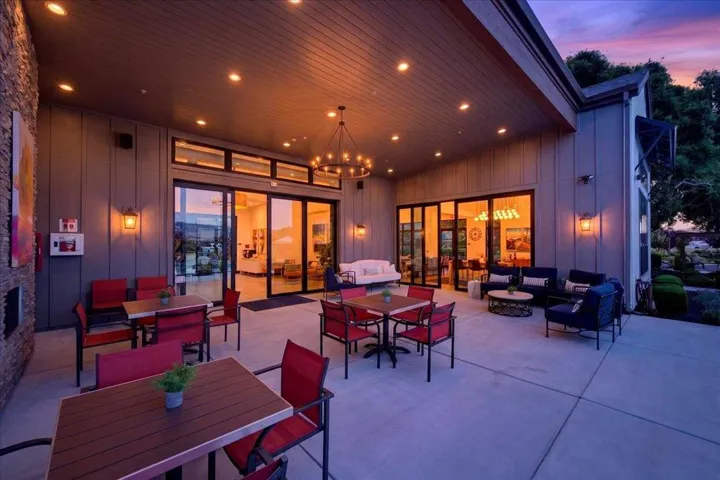 2006 Red Oak Drive, Hollister, California 95023