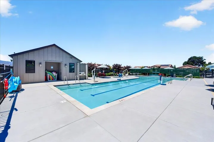 2006 Red Oak Drive, Hollister, California 95023
