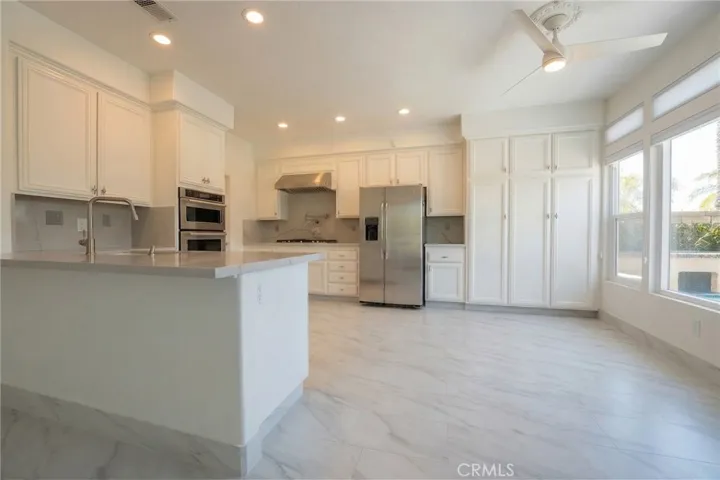 518 S Laureltree, Anaheim Hills, California 92808