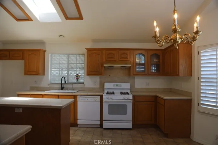 19361 Brookhurst St 44, Huntington Beach, California 92646