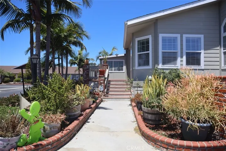 19361 Brookhurst St 44, Huntington Beach, California 92646