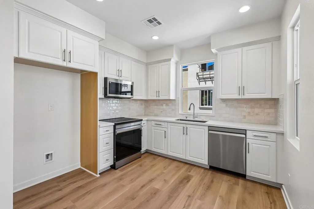 329 Jimson, Escondido, California 92025 — photo 4