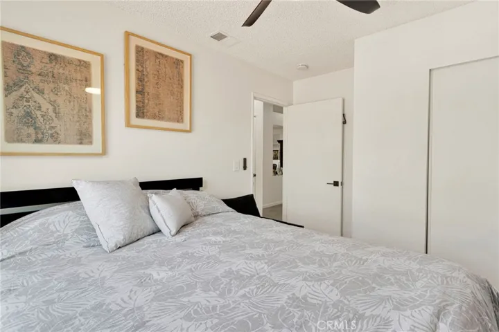 1116 Oakwood Lane, Rosamond, California 93560