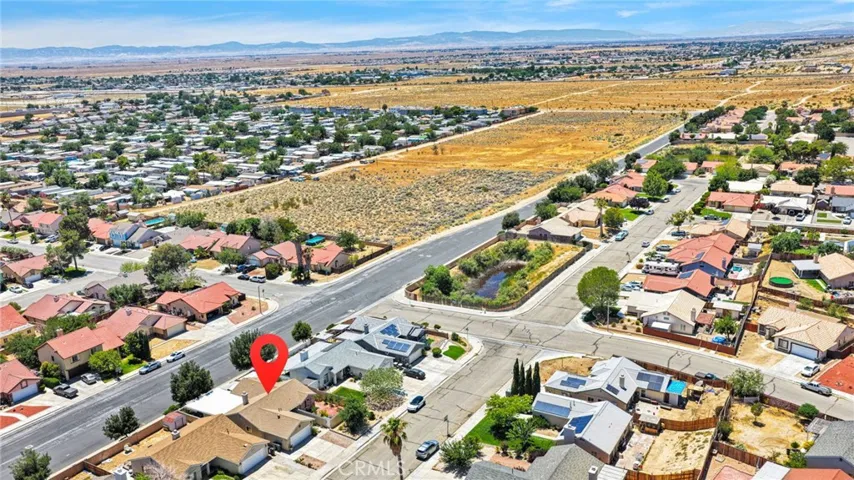 1116 Oakwood Lane, Rosamond, California 93560