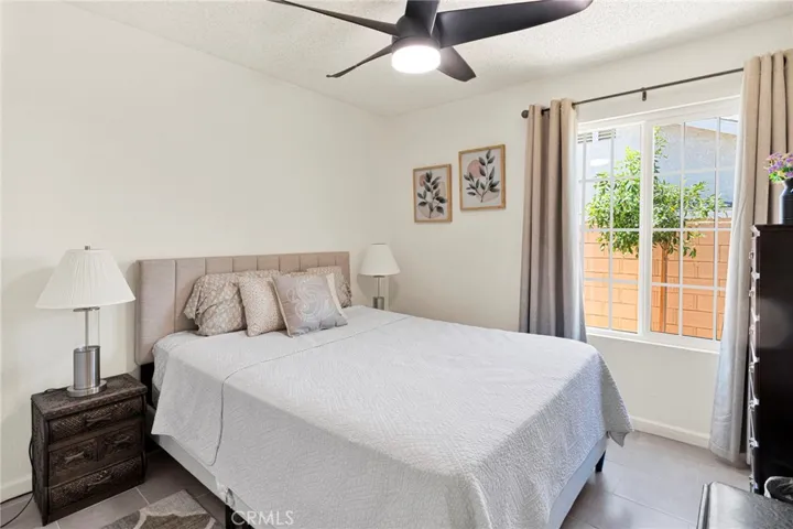 1116 Oakwood Lane, Rosamond, California 93560