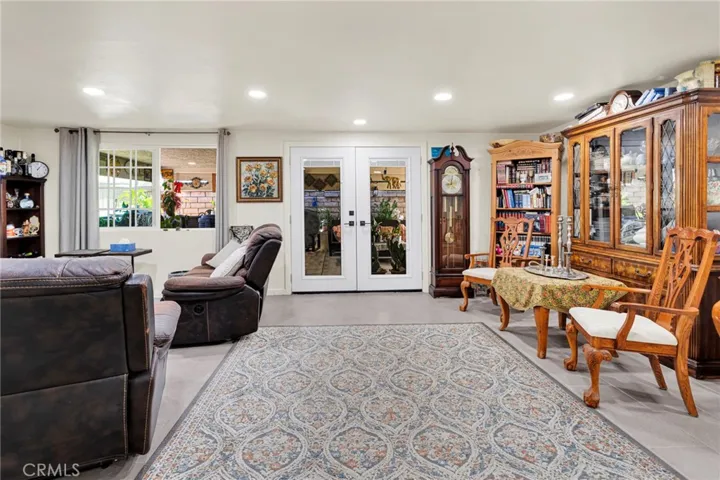 1116 Oakwood Lane, Rosamond, California 93560