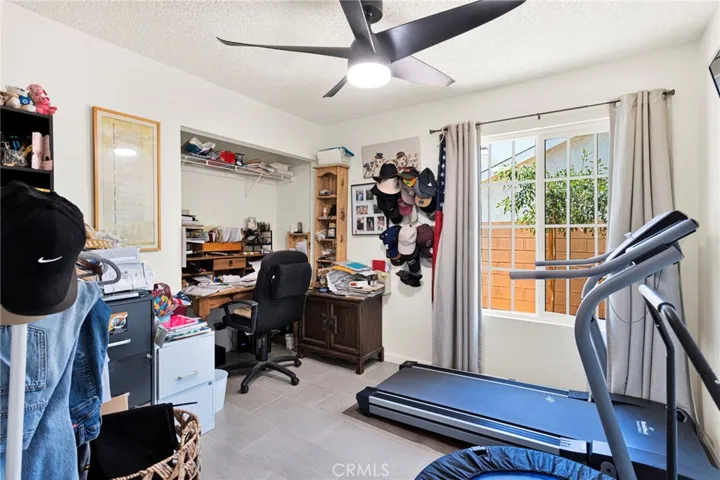 1116 Oakwood Lane, Rosamond, California 93560
