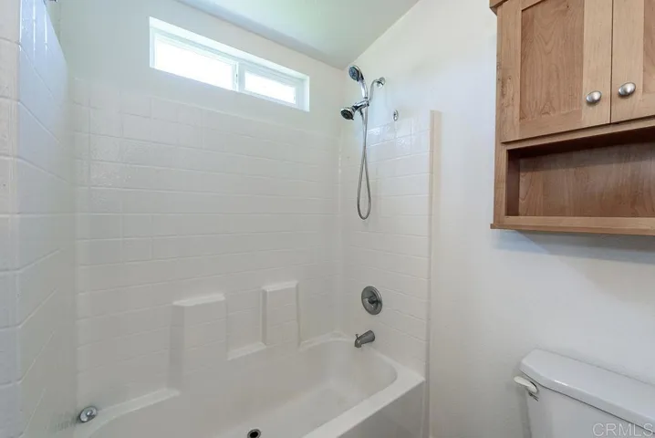 8213 Sunset Road, Lakeside, California 92040