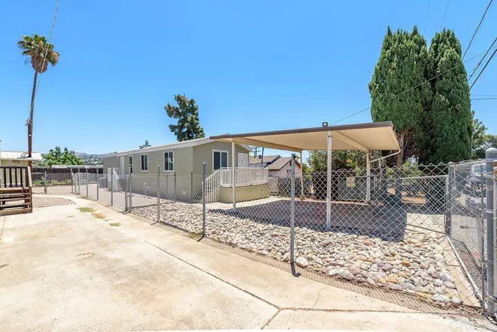 8213 Sunset Road, Lakeside, California 92040