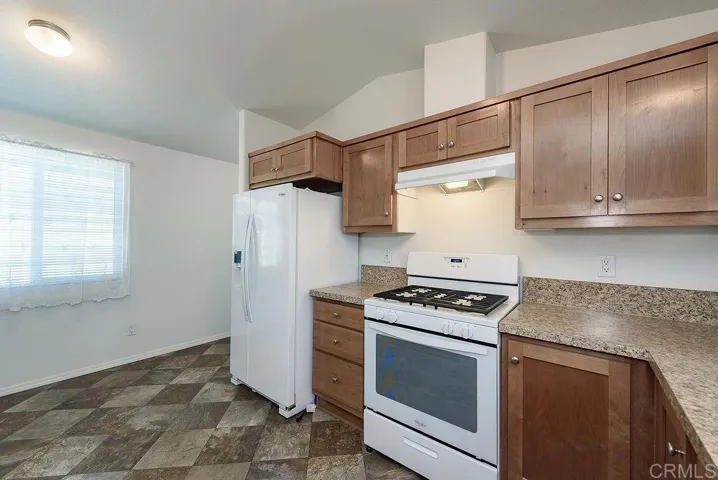 8213 Sunset Road, Lakeside, California 92040