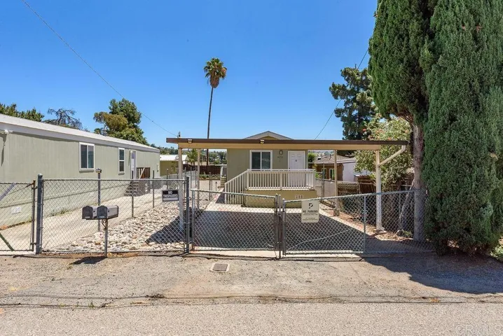 8213 Sunset Road, Lakeside, California 92040