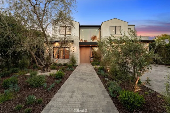 10433 Valley Spring Lane, Toluca Lake, California 91602