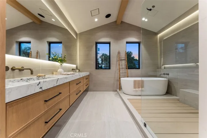 10433 Valley Spring Lane, Toluca Lake, California 91602