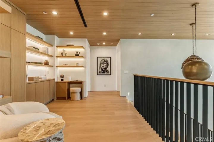 10433 Valley Spring Lane, Toluca Lake, California 91602