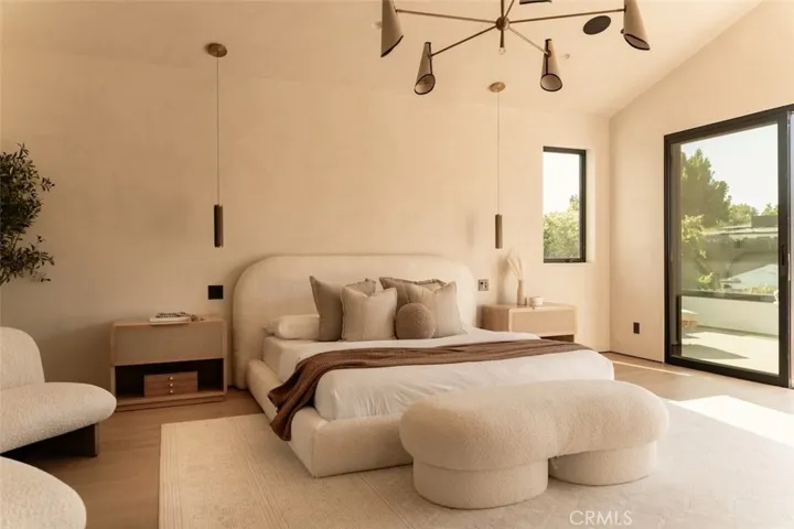 10433 Valley Spring Lane, Toluca Lake, California 91602