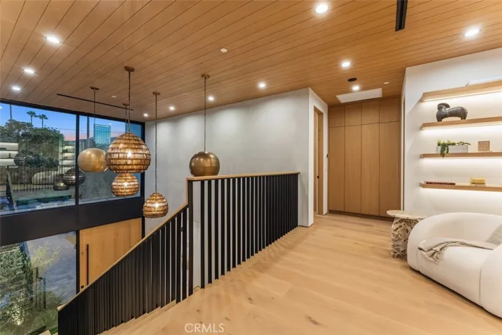 10433 Valley Spring Lane, Toluca Lake, California 91602
