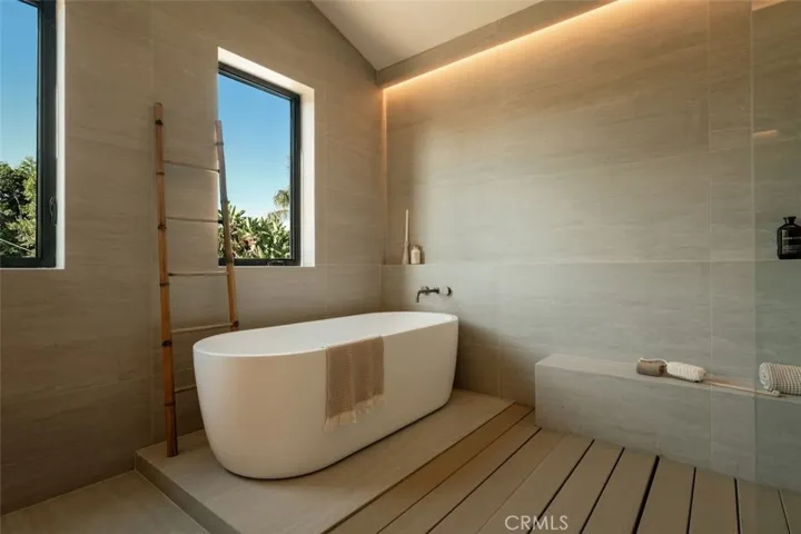 10433 Valley Spring Lane, Toluca Lake, California 91602