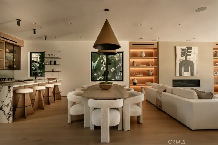10433 Valley Spring Lane, Toluca Lake, California 91602 — photo 5
