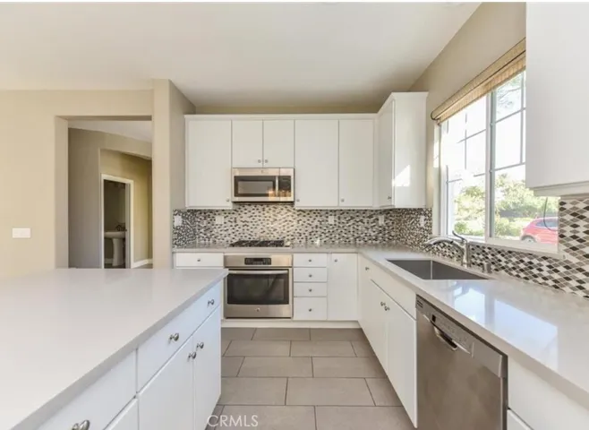 100 Mongoose, Irvine, California 92618