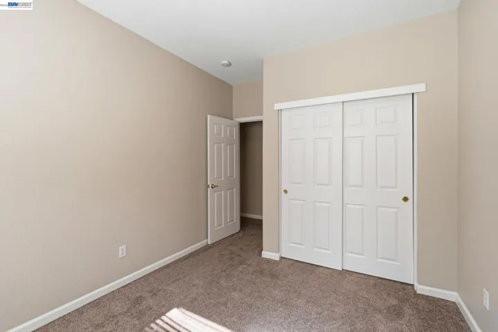 1532 Sophie Ln, Escalon, California 95320