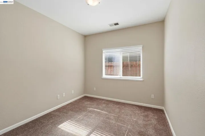 1532 Sophie Ln, Escalon, California 95320