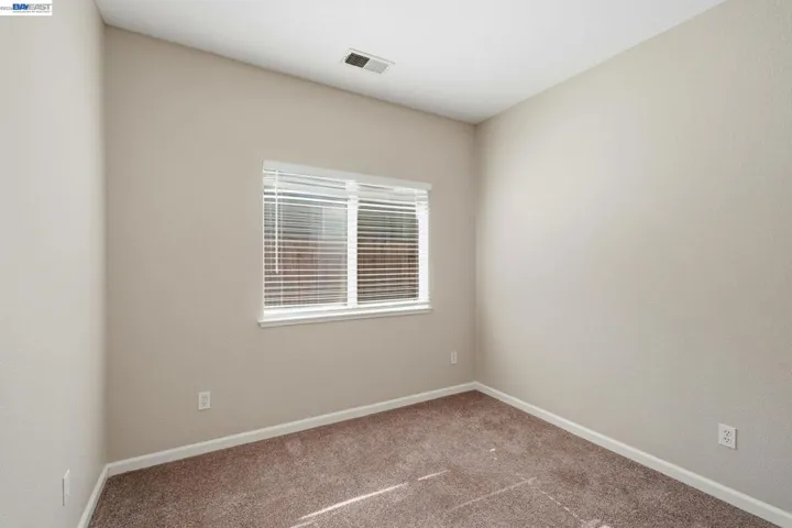 1532 Sophie Ln, Escalon, California 95320