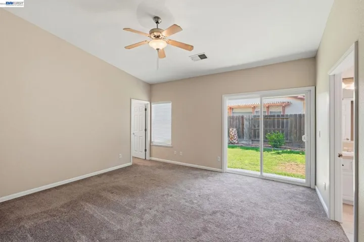 1532 Sophie Ln, Escalon, California 95320