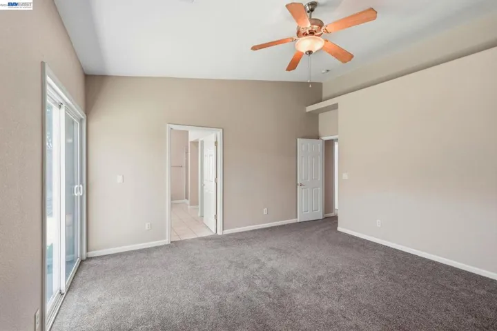 1532 Sophie Ln, Escalon, California 95320