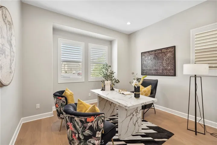370 Sawbuck, Irvine, California 92618
