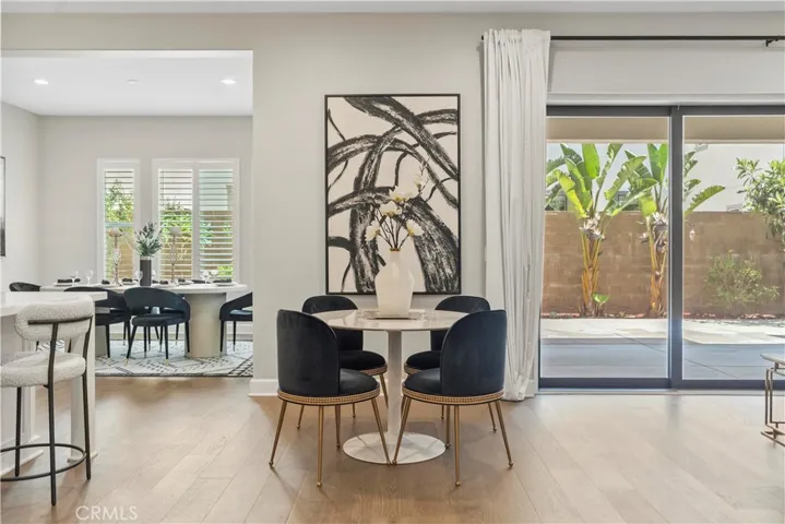 370 Sawbuck, Irvine, California 92618