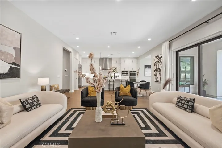 370 Sawbuck, Irvine, California 92618