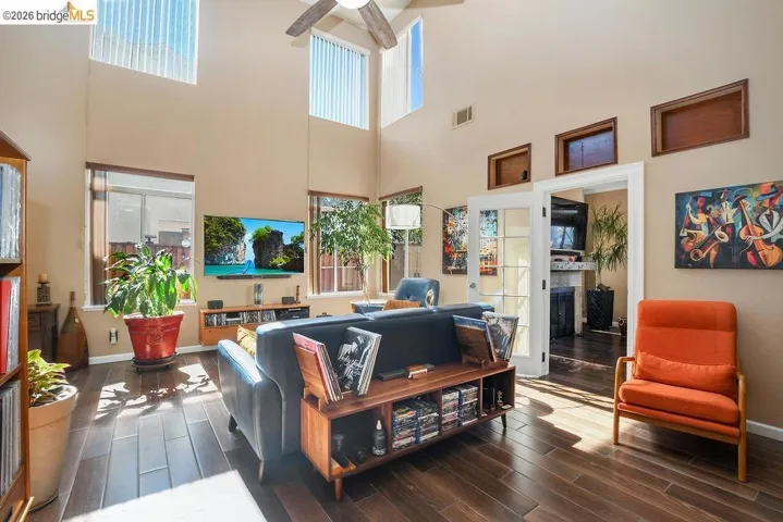 Lots of Natural Lighting!