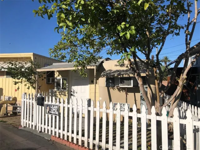 4503 Clara Street 4, Bell Gardens, California 90201