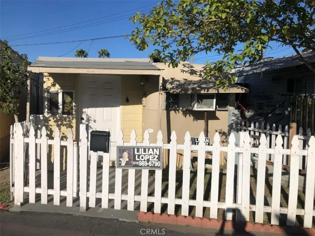 4503 Clara Street 4, Bell Gardens, California 90201