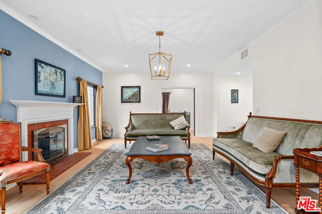 1601 Ard Eevin Avenue, Glendale, California 91202 — photo 4