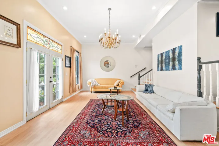 1601 Ard Eevin Avenue, Glendale, California 91202