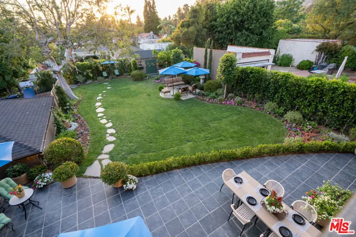 1601 Ard Eevin Avenue, Glendale, California 91202
