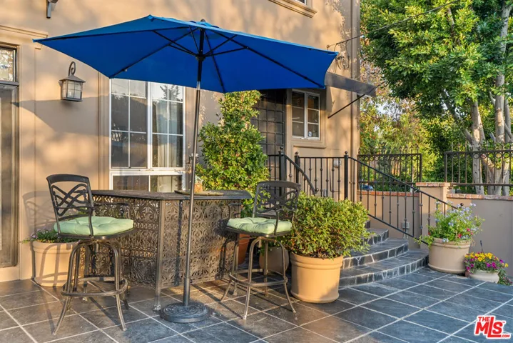 1601 Ard Eevin Avenue, Glendale, California 91202