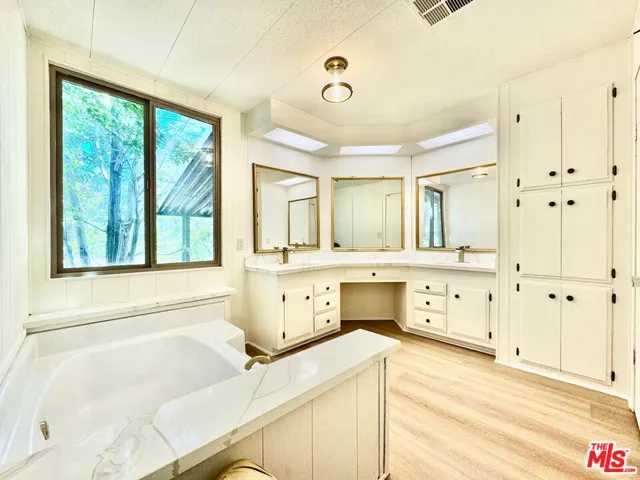 2901 Kodiak Way, Pine Mountain Club, California 93222