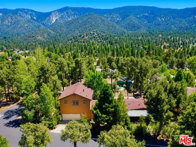 2901 Kodiak Way, Pine Mountain Club, California 93222