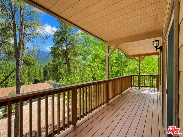 2901 Kodiak Way, Pine Mountain Club, California 93222